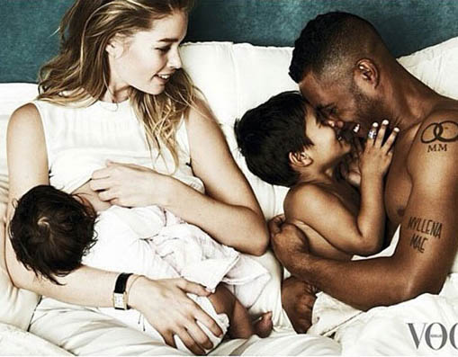 Doutzen Kroes chia sẻ ảnh gia đình