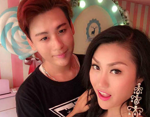 Phù thủy trang điểm Sim Sữa và bước tấn công Showbiz 