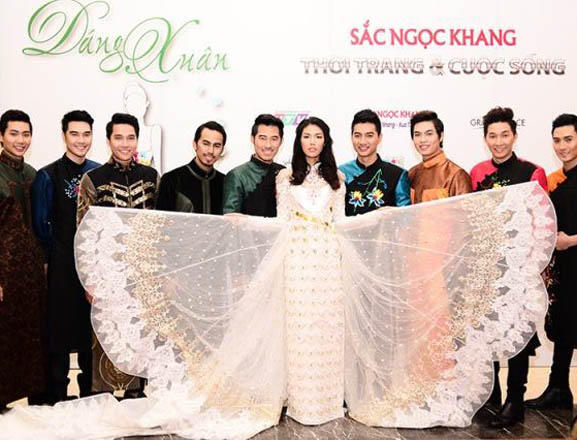 Sao trẻ tham dự Thời trang & Cuộc sống