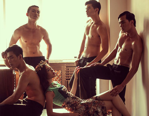 Bộ ảnh thời trang 8-3 