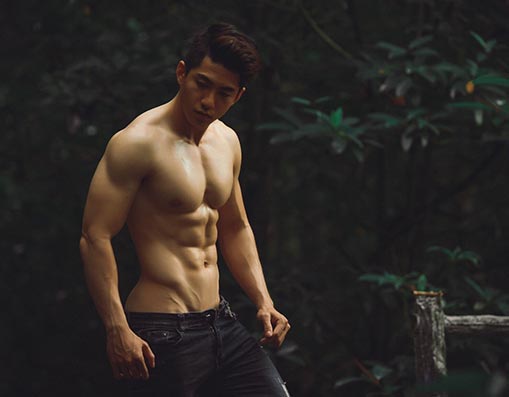 Quốc Đạt - chàng soái ca 6 múi điển trai