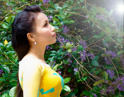 Cẩm Ly tất bật liveshow