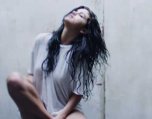 Selena Gomez gợi cảm trong mv Good For You